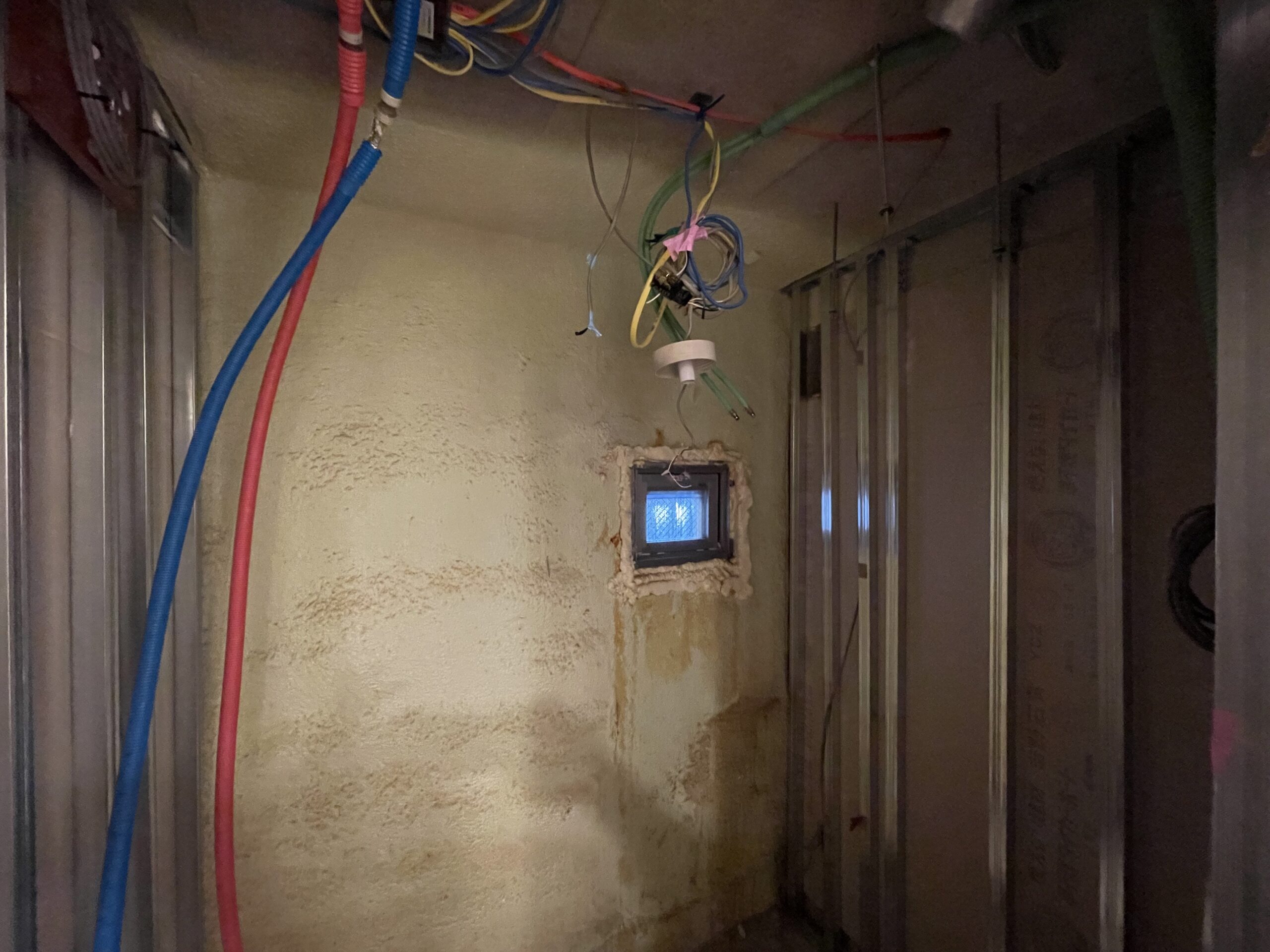 解体後　壁・天井