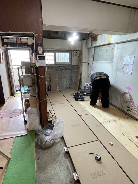 キッチン工事中