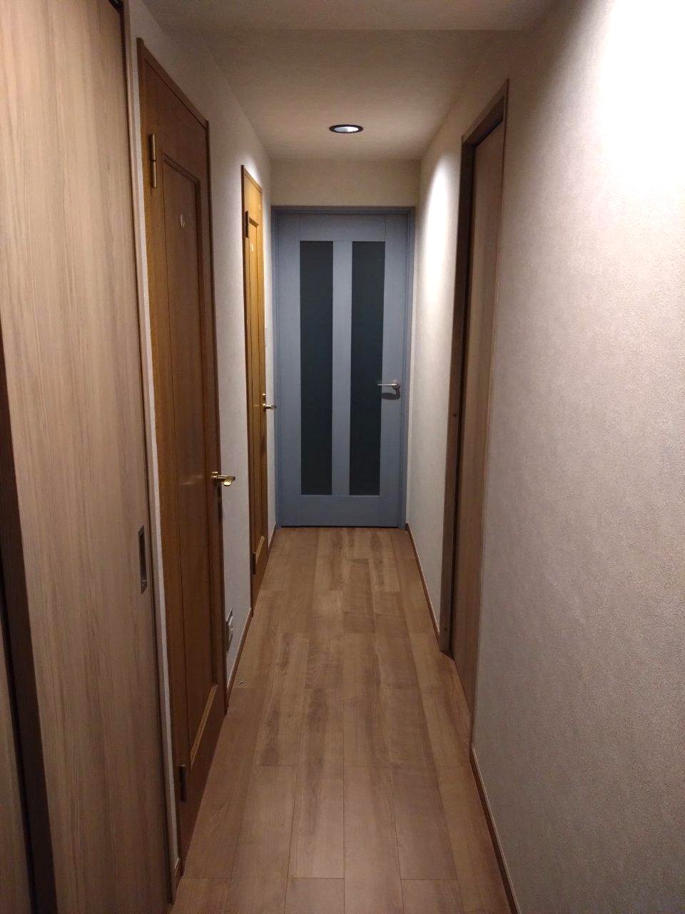 廊下施工後