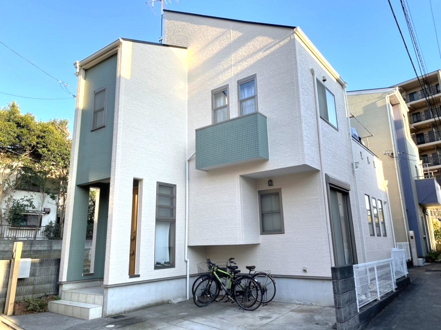 外壁屋根塗装が施工完了しました！