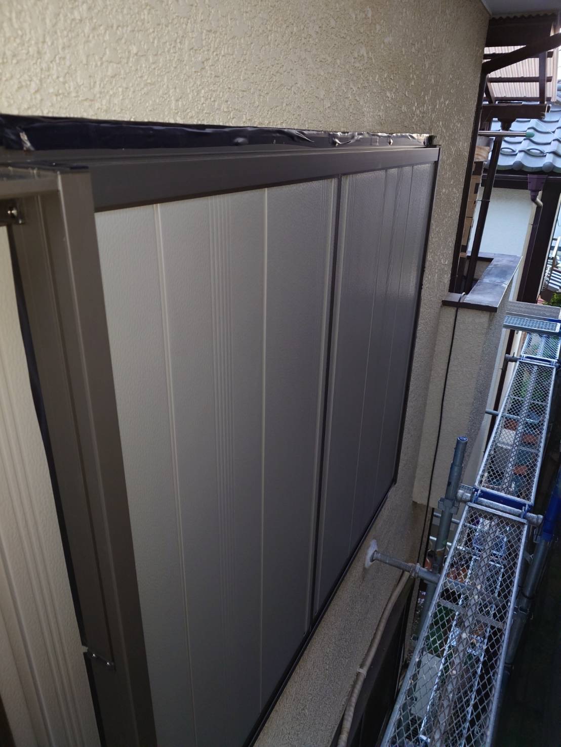 軽くて滑りがいい！木製雨戸をアルミ製に交換　市川市