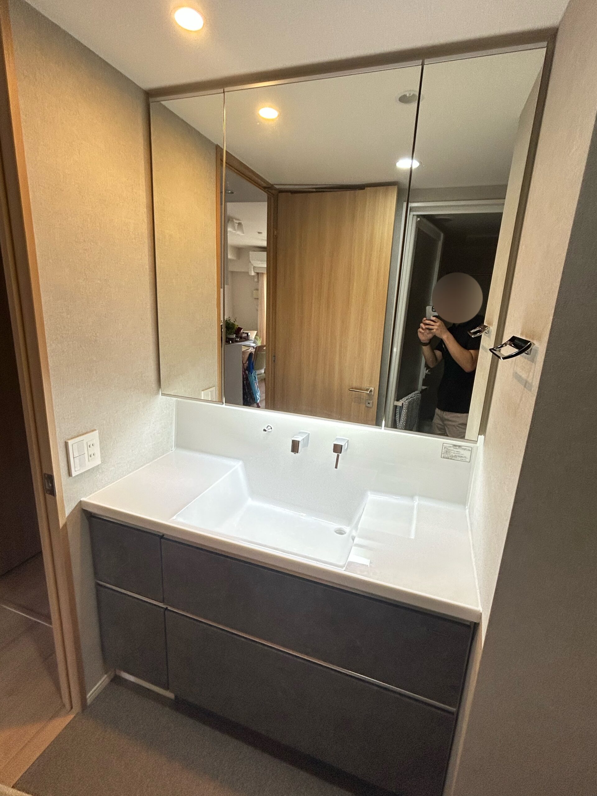【習志野市マンション】ボウルが広くて手入れが楽な背面水栓に交換しました!